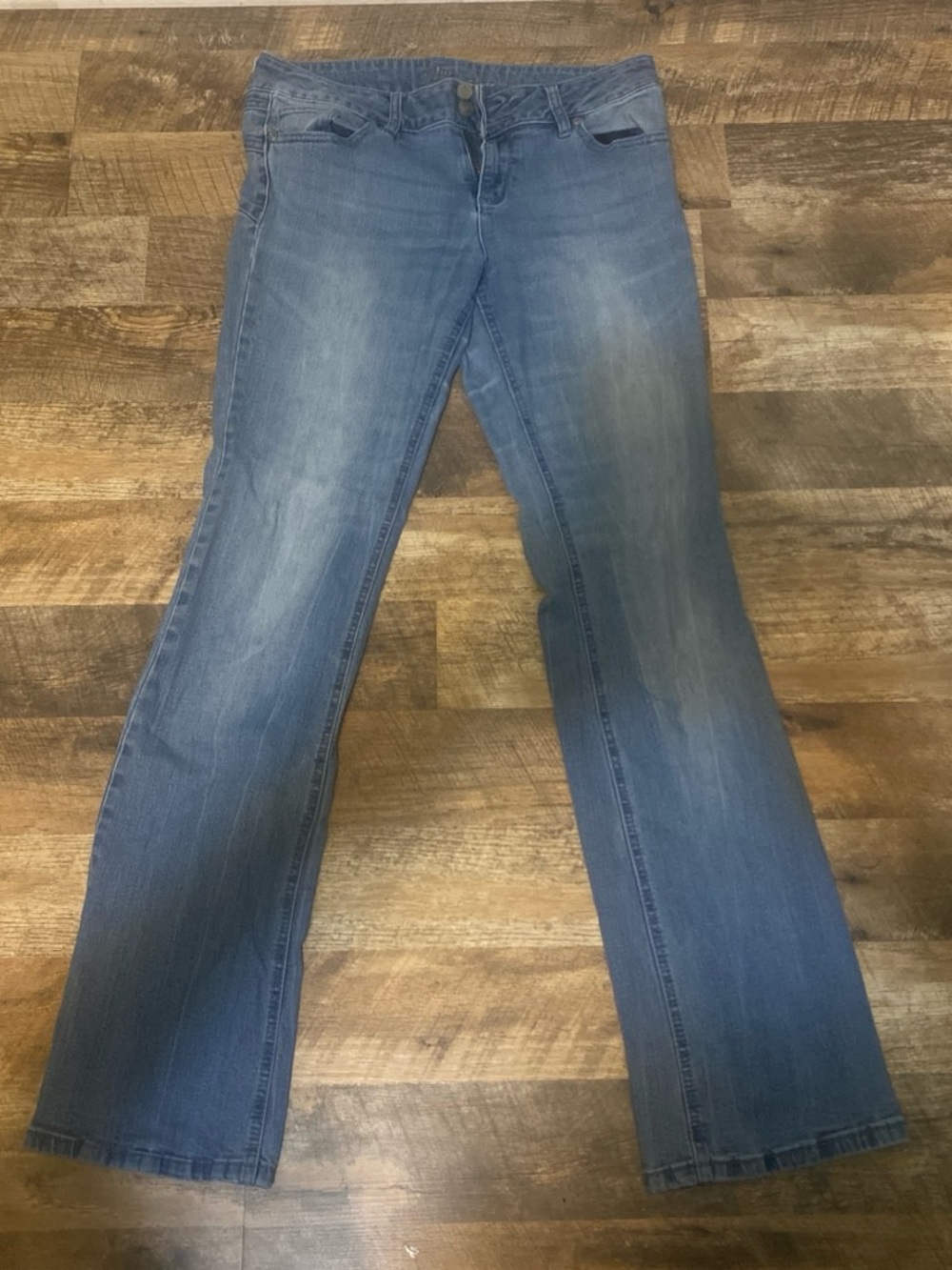 Women’s Light Blue Flare Jeans - Classic Flared Fit